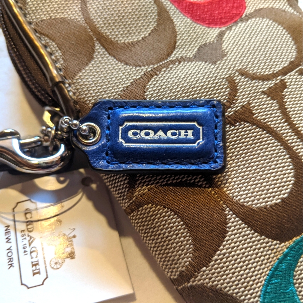 Coach Universal pouch cardholder BNWT - Picture 7 of 7